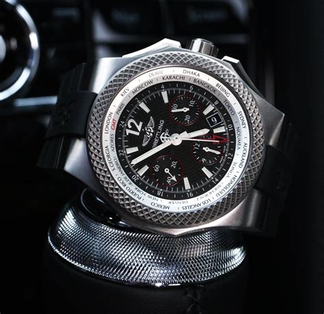 Breitling for Bentley GMT Light Body B04 .